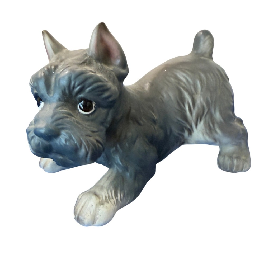 Vintage Ceramic Schnauzer Puppy Dog Figurine Grey White Terrier‎ ready to pounce